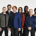 Simply Red reviva emoções eternas com “For Your Babies” — dê o play e sinta de novo!